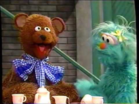 Sesame Street (#3706): Baby Bear Becomes a Teddy Bear