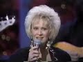 Tammy Wynette sings WHAT GOES WITH BLUE on Hee Haw(1991)
