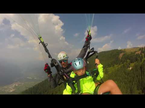 Parapendio con alberto