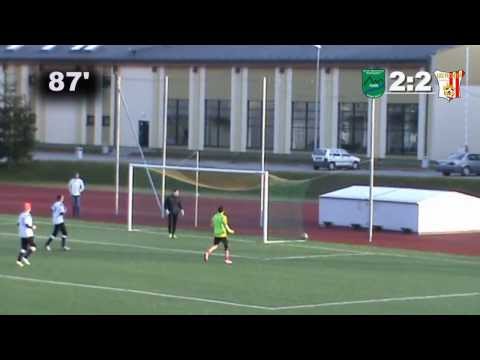 Kamil Musiał 2:2 (87') Sparing Seniorów: Dunajec - Płomień (15.02.2014r.)