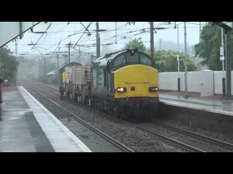 37611 & 37606 on 6M50 Torness to Carlisle Kingmoor FULL THRASH through rainy Slateford 27/06/12
