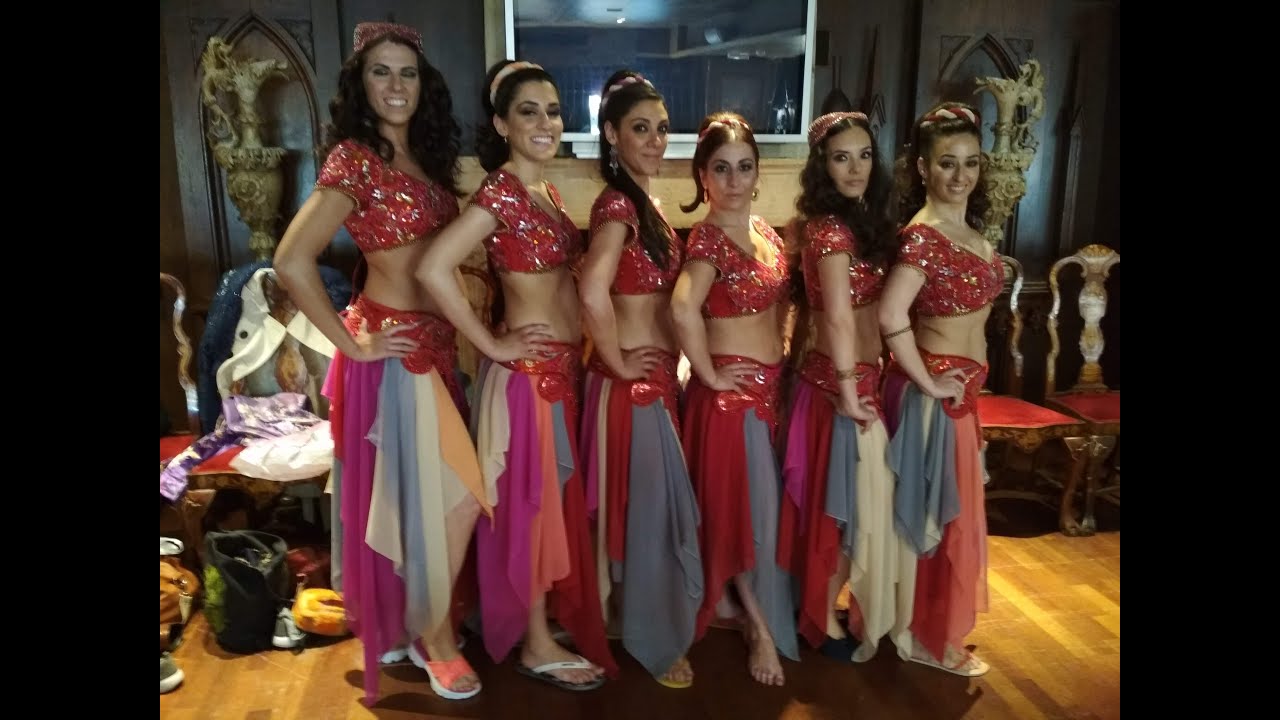 Bailarinas de Danza del Vientre en la serie Velvet