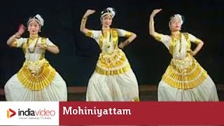 Mohiniyattam - female, solo dance of Kerala