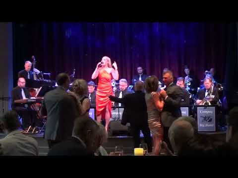 Katie Oberholtzer & Compaq Big Band perform "I'm Traveling Light" and "You Can Feel It All Over"