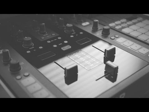 Traktor Kontrol Z2 + Maschine MKII Performance Routine