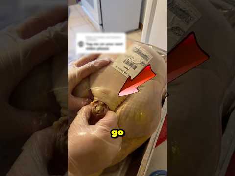 OTWORZYŁA indyka i znalazła... SZCZURA?! 😱🍗 #shorts #zwierzęta #szczur