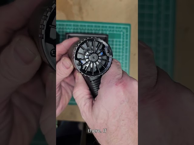 Vídeo relacionado con Soplador de soplado de polvo - herramienta de soplador de aire de goma suave para la limpieza del mecanismo de reloj | Duster de la bomba de aire de precisión compacta para lente de cámara del