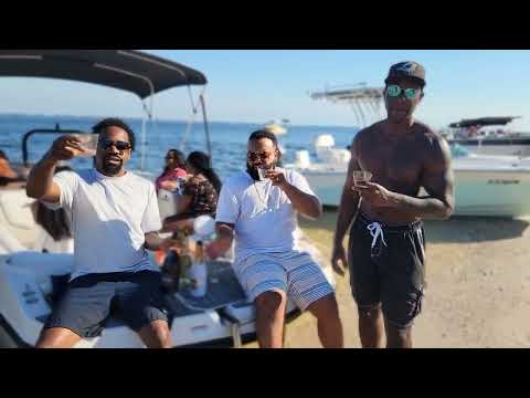 Belaire Luc Rosé & LUXE Boat Review #belaire #champagne #jakefever