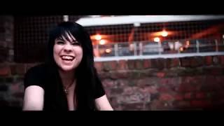 Skarlett Riot   Rock N Roll Queen+leslie nord2j