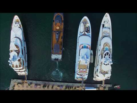 Yacht Blue Ice leaving St Barths