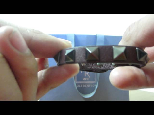 Vídeo relacionado con 2 pulseras con remaches negros punk rock gótico pulseras de cuero hombre mujer punk cuero remaches gótico remaches metal joyas motero pulsera Halloween pulseras para Navidad fiesta de disfraces