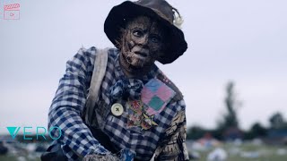 Film On VERO: Robot & Scarecrow.