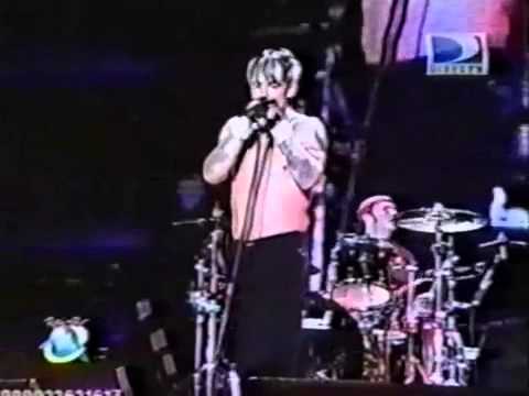 Red Hot Chili Peppers - Soul To Squeeze - live in Rio (2001)