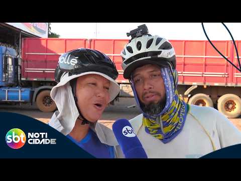 COLOMBIANOS VIAJAM O MUNDO DE BICICLETA