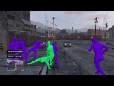 GTA V Green Alien Team vs Purple Alien Team