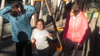 Bailando con Paula e Inés