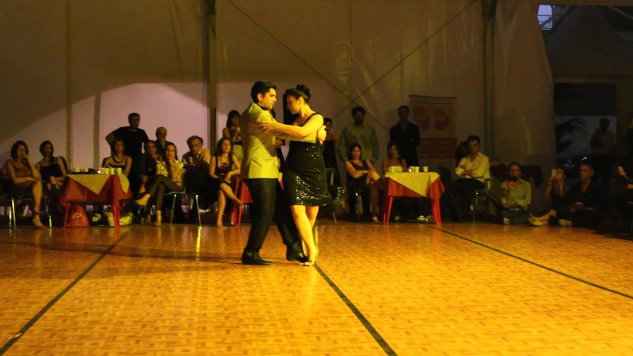 Video thumbnail for Gran Milonga e Show - ARIADNA NAVEIRA e FERNANDO SANCHEZ - Las Cuarenta 1/4