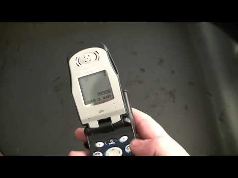 Vintage Motorola Roxy I90C Nextel Cellular Phone Review