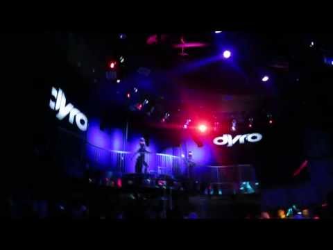 Hardwell's closing & Dyro's intro Live at HQ Revel - Never Say Goodbye - June 23rd, 2013