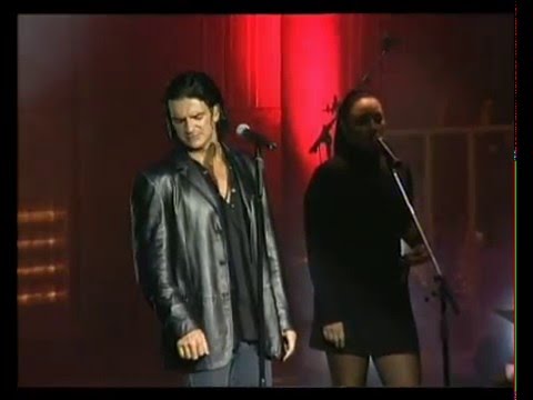 Ricardo Arjona video El Mesas - Teatro Gran Rex 2003