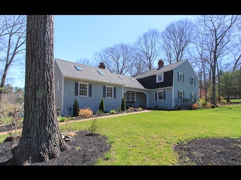 19 Longmeadow Drive Ipswich, MA