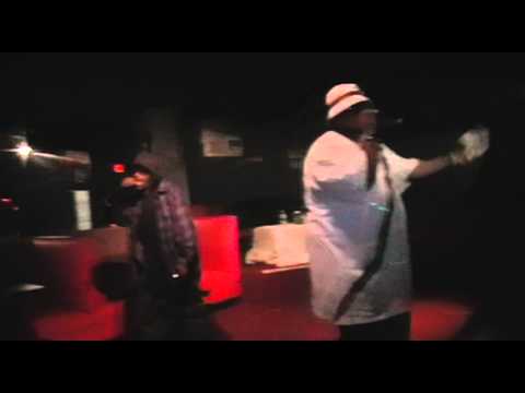 Los C performing@ Hartz Cafe Directed by Reimo