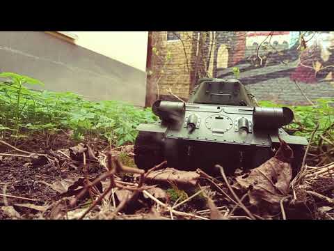 1/16 RC Tank T34-85 Heng Long with smoke effect and shooting.