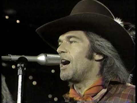 Oak Ridge Boys - Trying To Love Two Women