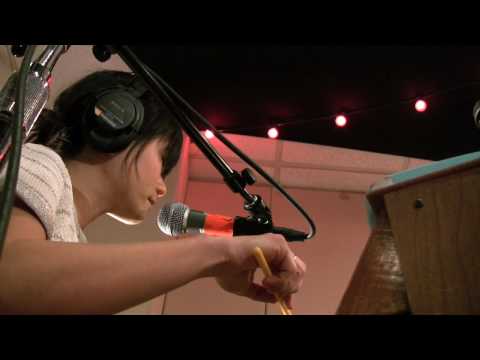 Asobi Seksu - New Years (Live on KEXP)