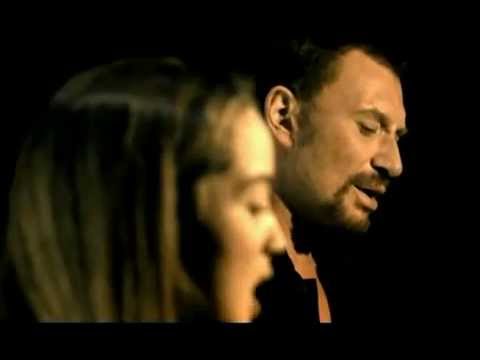 Clémence  et johnny hallyday- -On a tous besoin d'amour- - YouTube.mp4