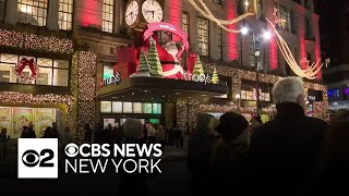 Black Friday shoppers flock to Macy's flagship in Herald Square