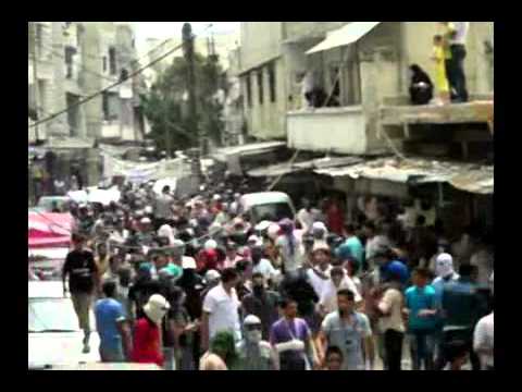 مظاهرة في حي الطابيات في اللاذقية