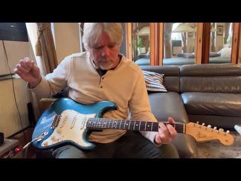 Fender Stratocaster 1965 - Lake Placid Blue image 22