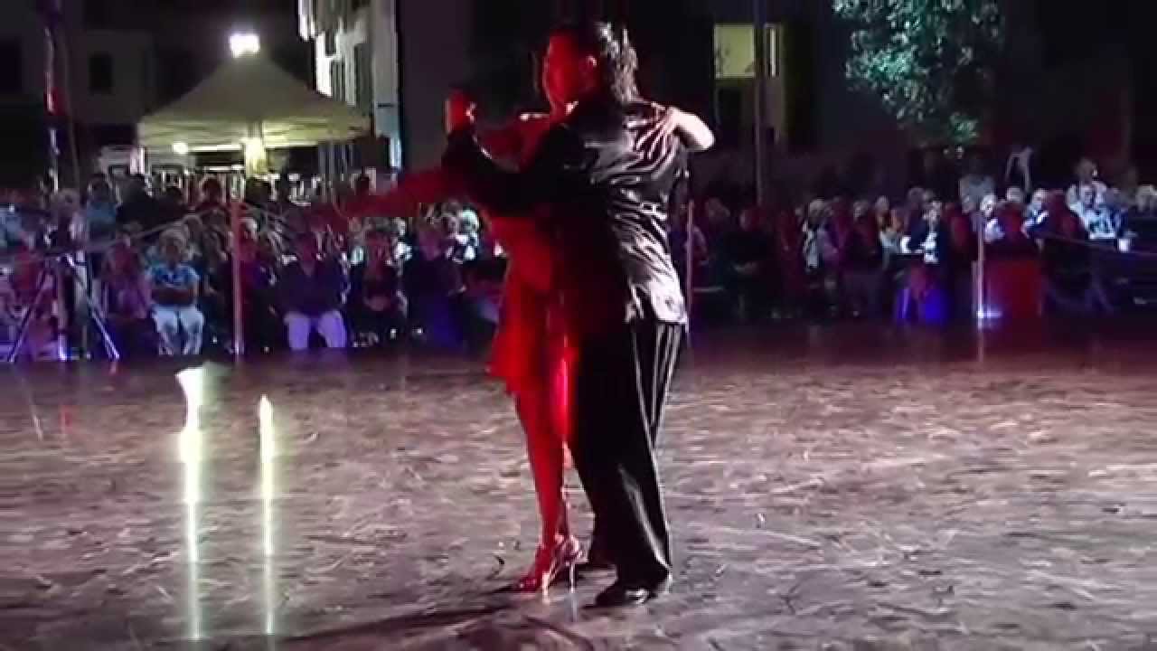 Gisela Natoli y Gustavo Rosas-"Que te importa que te llore".