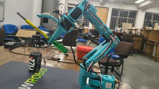 ARGUS - The Autonomous Robot Arm. Arduino UNO Q, Arduino Physical AI Challenge 2026 demo