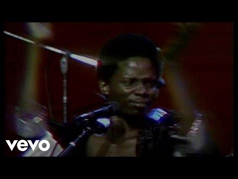 Earth, Wind & Fire - Evil (Live)