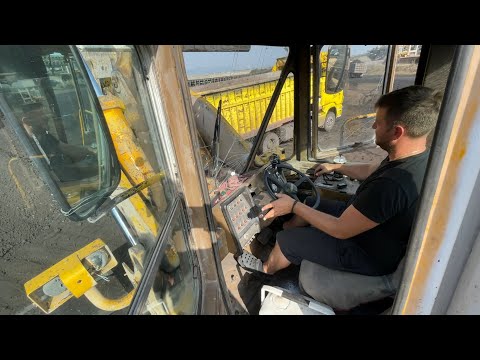 Caterpillar 988B Wheel Loader Loading Coal On Trucks - Operator Dionisis