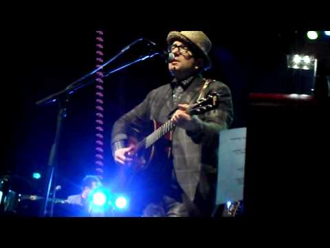 Elvis Costello - AB Brussels - 30/5/2012 - Part 11 (Indoor Fireworks)