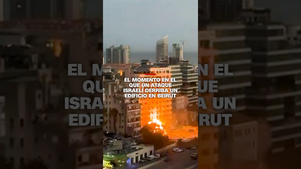 El momento en el que un ataque israelí derriba un edificio en Beirut