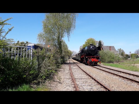 Stoomlocomotief 23076 van de VSM op Eerbeek