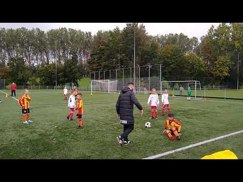 VVR JO10-1 - Hellevoetsluis JO10-1 - 28-09-2020 - 2e helft van 1e helft