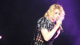 EMMA- ESSERE QUI : Sottovoce