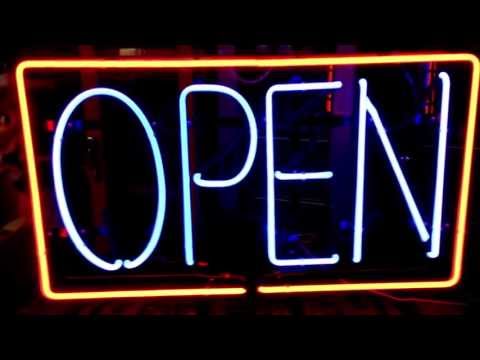 Hellwig-Retrolook: US-Neon Signs