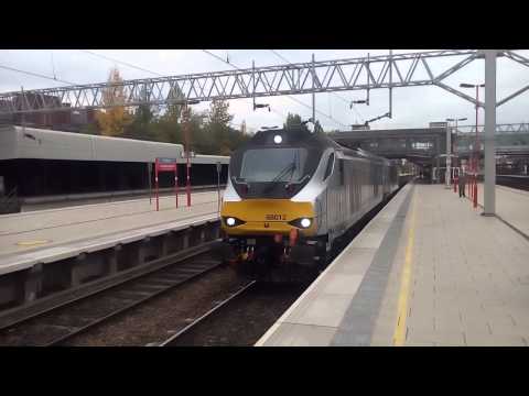 Chiltern 68012/68010 work 0Z68 Gresty Bridge to Wembley LMD passing Stafford 23/10/15