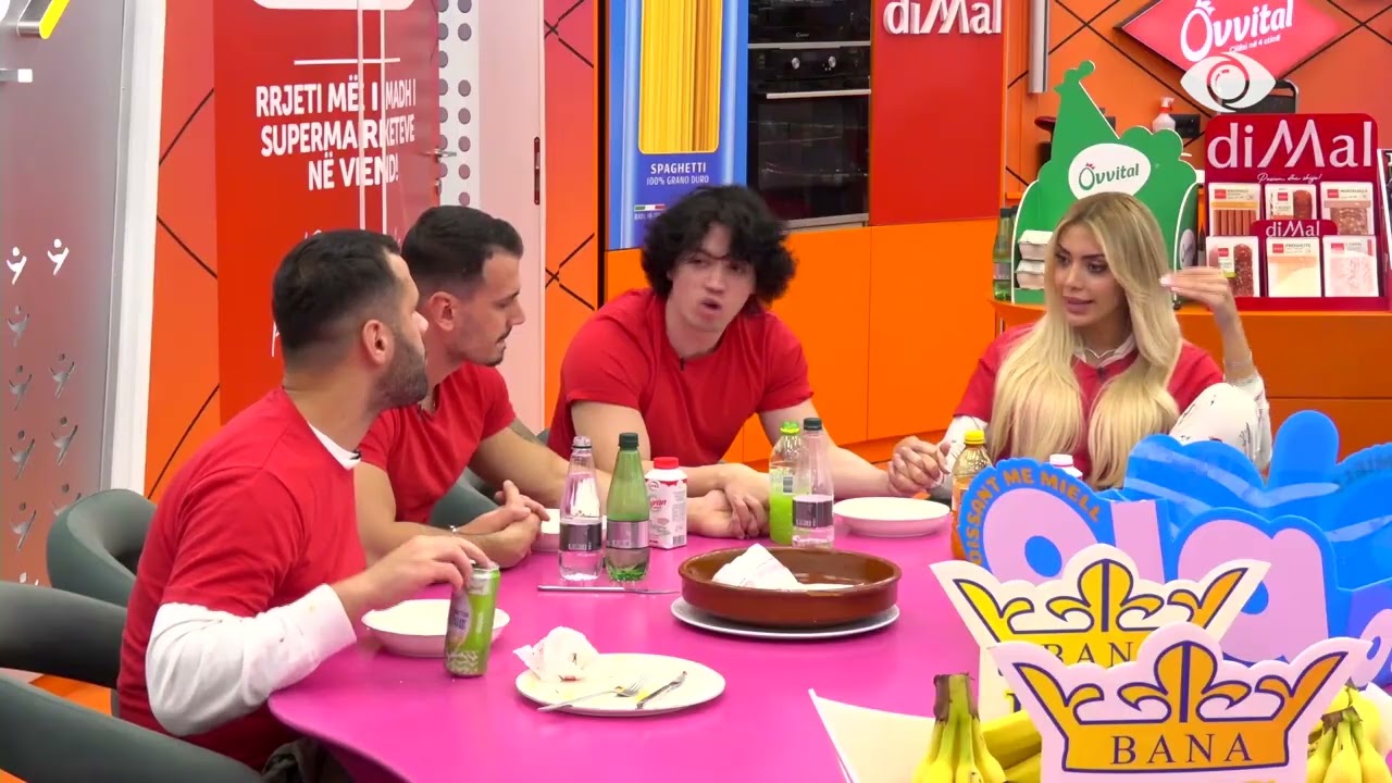 Nëse më thotë të fshi fotot unë i fshi/ Brikena bisedon me banorët, ndërhyn Mateo: Po ja fut kot