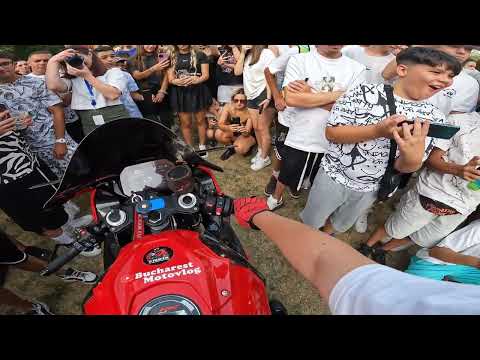 De prin traffic, am luat cupa la plavia show si cum era sa raman pe autostrada!!