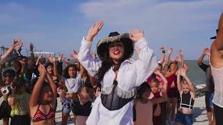 Jenny B "Viviras Selena" (Official Video)