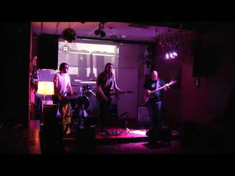 Runabout - Runabout - Lockdown