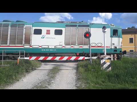 Passaggio a livello Canelli (AT) - Level crossing Canelli