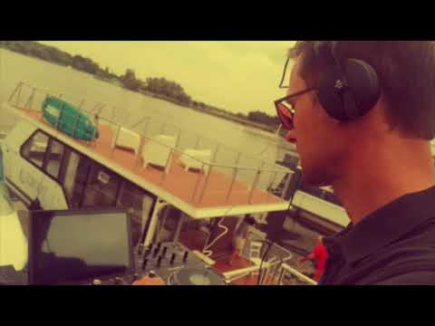 CITY LAKE // Enzo Matari live @ the boat on river Havel (Berlin, Germany)